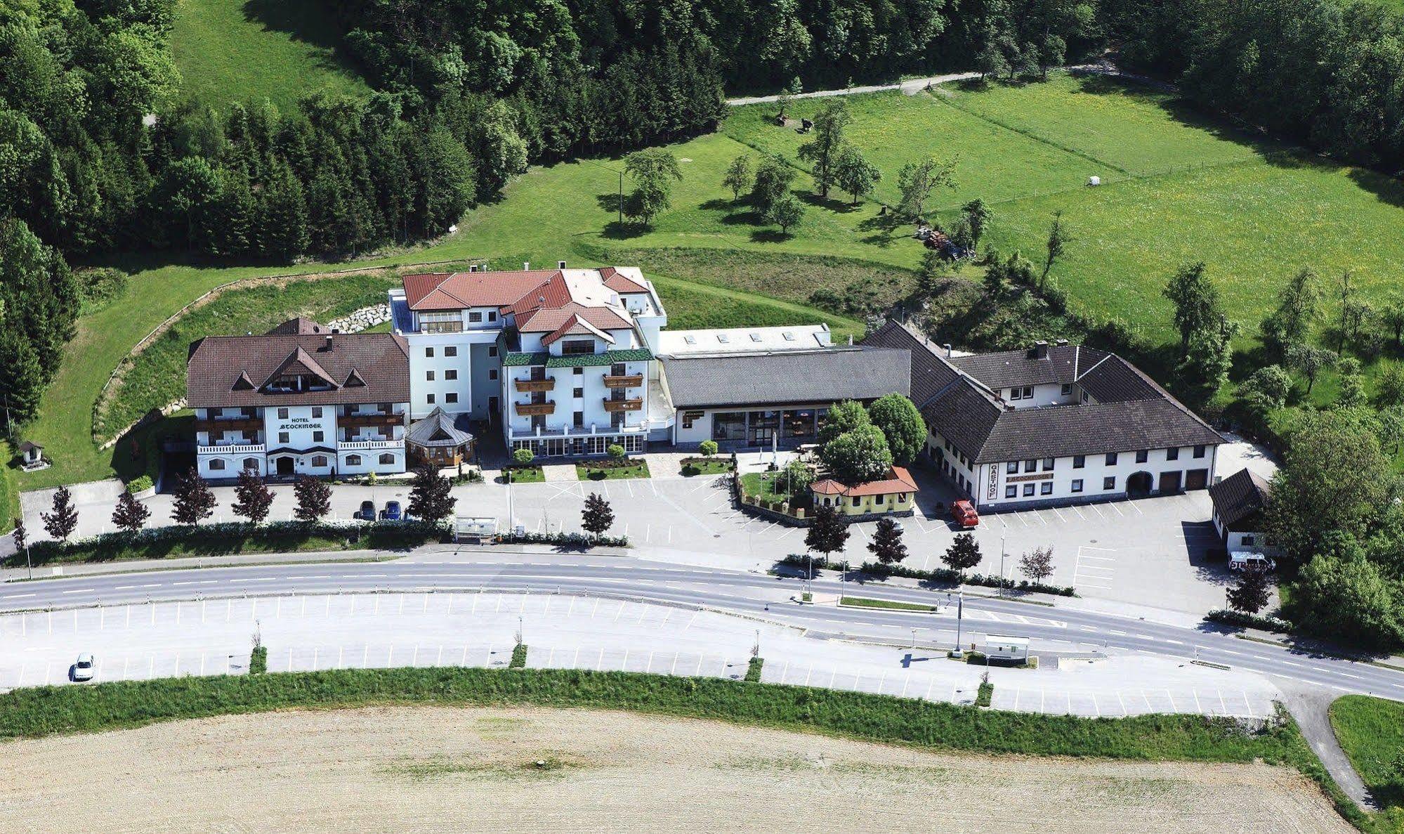Komfort-Hotel Stockinger Ансфельден Экстерьер фото