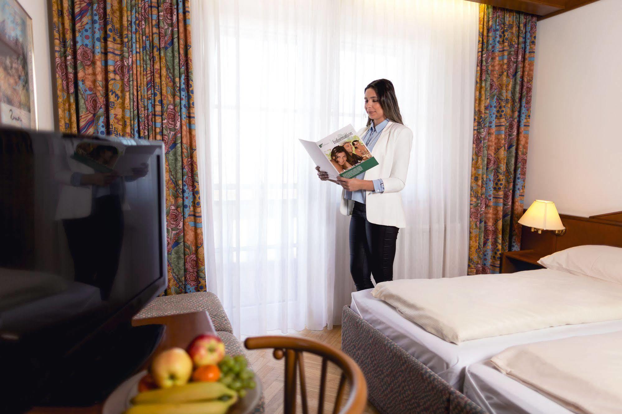Komfort-Hotel Stockinger Ансфельден Экстерьер фото