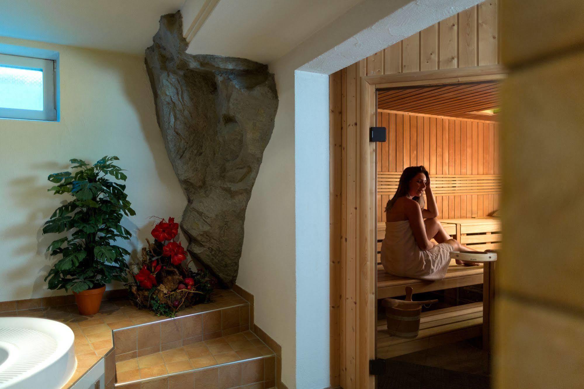Komfort-Hotel Stockinger Ансфельден Экстерьер фото